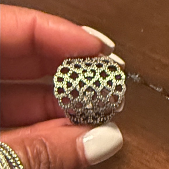 Pandora Ring Size 9 - Picture 4 of 4